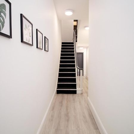 Fully Equipped Kitchen, Parking, City Centre Swansea Zewnętrze zdjęcie