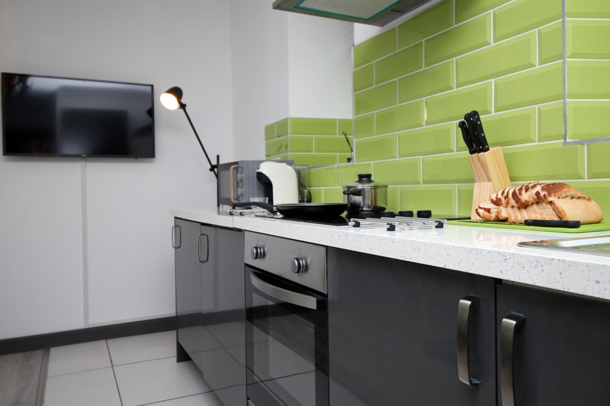 Fully Equipped Kitchen, Parking, City Centre Swansea Zewnętrze zdjęcie